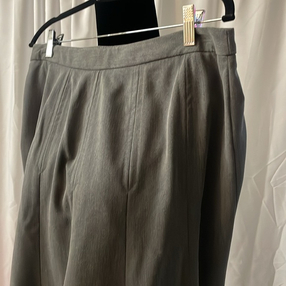 NWT Gray East 5th A-line skirt with panels and darts Size 12 - Picture 4 of 5